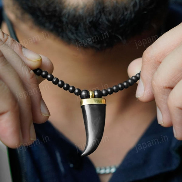 Single Teeth Karungali Necklace – Natural Ebony Wood